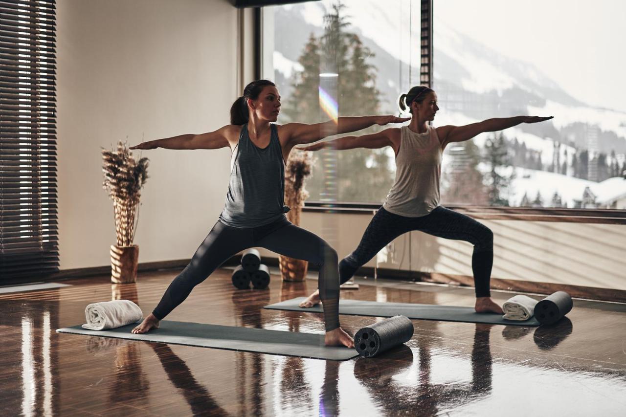 A-Rosa Ifen Hotel Kleinwalsertal Hirschegg  Bagian luar foto 3D rendering of a yoga scene